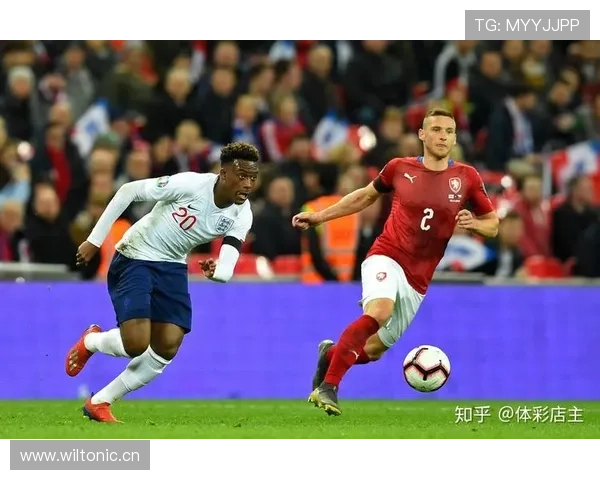 穆西亚拉风格分析：盘带能力与战术价值如何平衡？