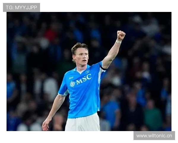 B费与麦克托米奈在控球倾向下转移，展现单点驱动与体系分散区别