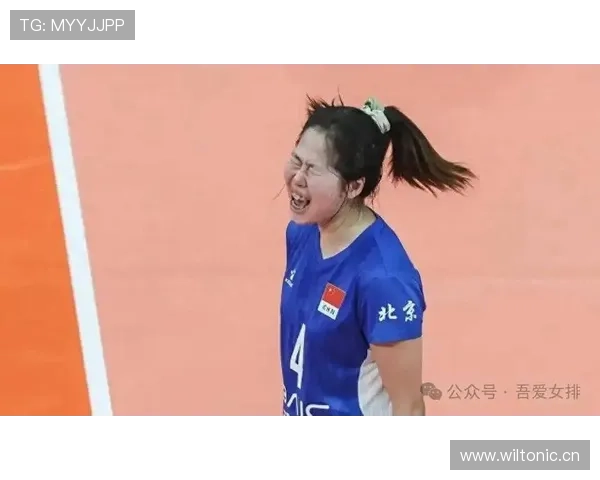 丁霞这个年纪能把生活过成小姑娘，背后花销估计让人心脏爆裂吧？