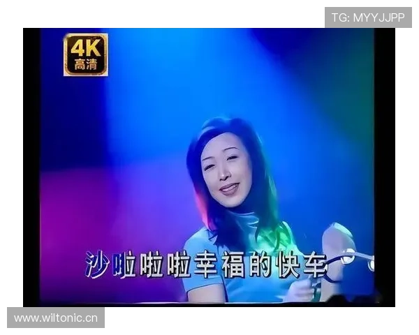 孙悦家里电视都不用买了吧，篮球场上演家庭大片呢？